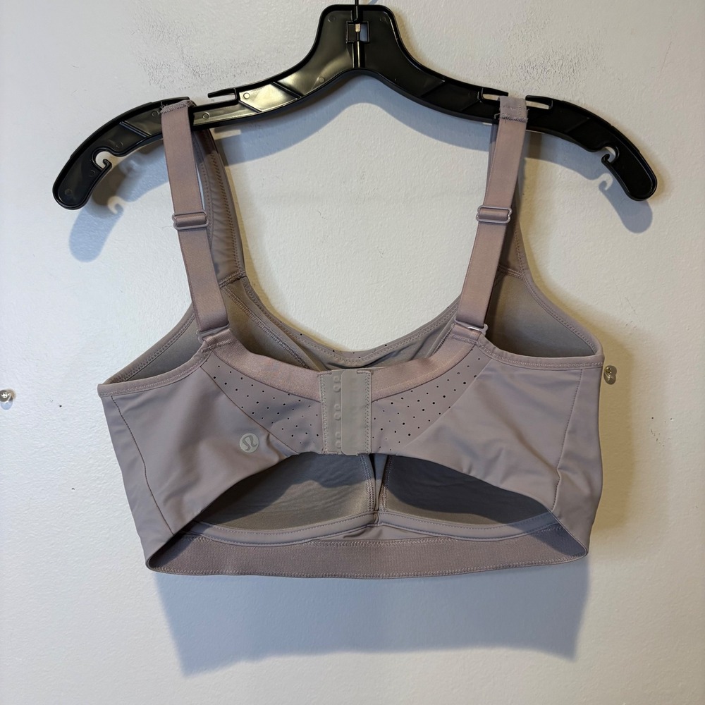 Lululemon Run Times‎ High Support Adjustable Straps Sports Bra Lilac Size 32E - Picture 3 of 7